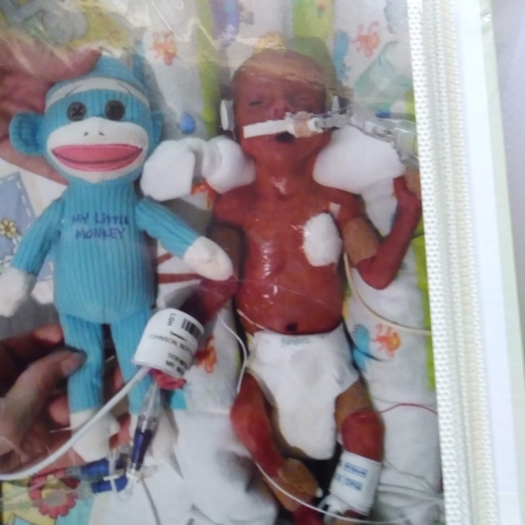 🌟HP🌟 MOM - Maker Of Miracles Shirt - Picture 7 of 8